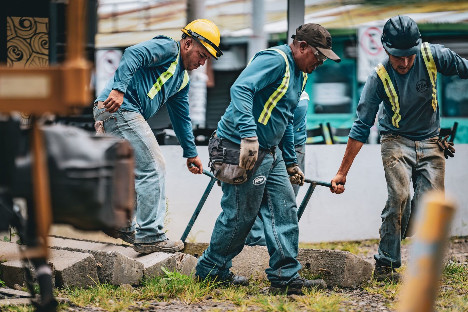 La plateforme de travail en hauteur : le matériel de La Provençale d&rsquo;Échafaudages pour la conformité et la prévention des chutes sur chantier